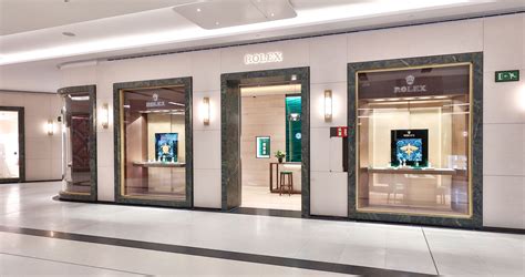 ‭BOUTIQUE ROLEX GRASSY‬ in Plaza de Canalejas 1 28014 Madrid.